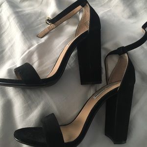 STEVE MADDEN SIZE 9 HEELS